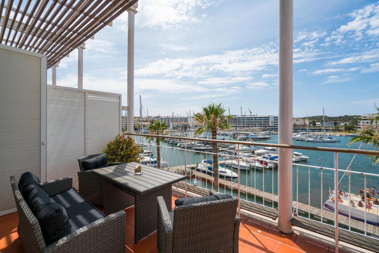 Apartament Stunning 2-bed Penthouse In 250m From *
